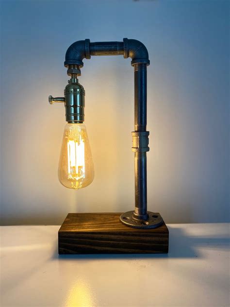 Place the bottle of wine outside and upright, on top of a few newspaper sheets. Rustic Industrial Steampunk Edison Lamp in 2020 | Diy projects lamps, Rustic lamps, Lamp