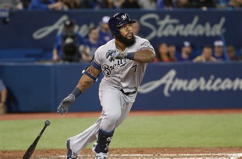 Back From Korea Brewers Slugger Eric Thames Is The Coolest Story In Mlb So Far
