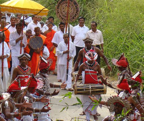 Discover Srilanka Sri Lanka Kandyan Dancers And Drummers