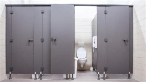 Tag Kamera Tersembunyi Di Toilet Sebulan Rekam Pelanggan Wanita Di Toilet Pegawai Restoran