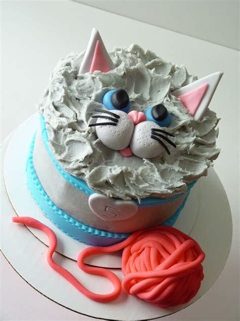 Mimis Sweet Cakes And Bakes Cat Cake Kitten Cake Birthday Cake For Cat