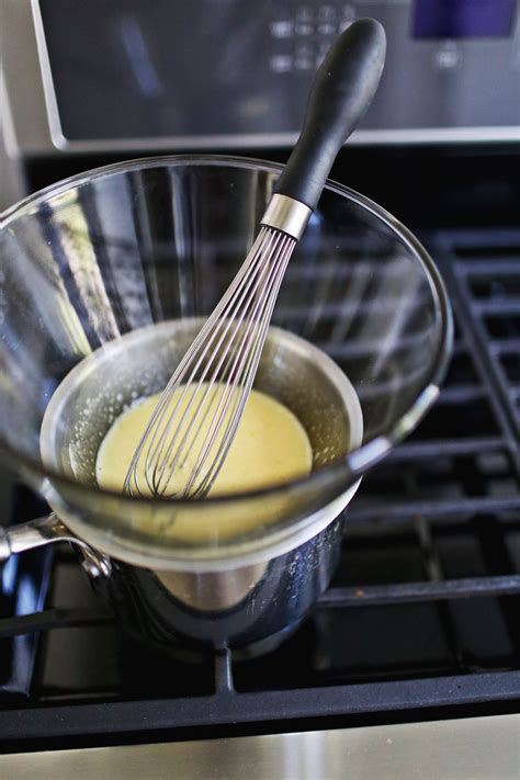 Bột trà xanh hiện nay rất phổ biến tại việt nam, được sử dụng để làm bánh, pha uống và được chị em phụ nữ yêu thích lựa chọn để pha chế làm đẹp. Tiramisu trà xanh lạ vị, ngon hấp dẫn ~ u00 Ẩm Thực Thông Thái