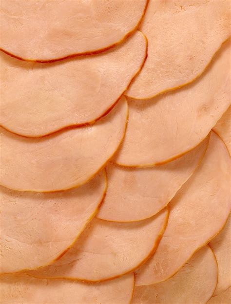 See full list on sparkpeople.com How Many Calories Are in Turkey Breast Lunch Meat ...