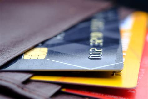 Credit cards for bad credit help people with credit scores from 300 to 639 rebuild their credit. Wall Street analysts double down on major credit card companies