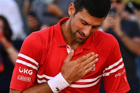 Jun 14, 2021 · novak djokovic, who added a 19th grand slam title to his kitty on sunday after winning the french open, gave one of the racquets that he used in the match to a boy at courtside, making the young. Novak Djokovic Wins French Open and Gives Tennis Racket to Kid, the Reaction is Priceless
