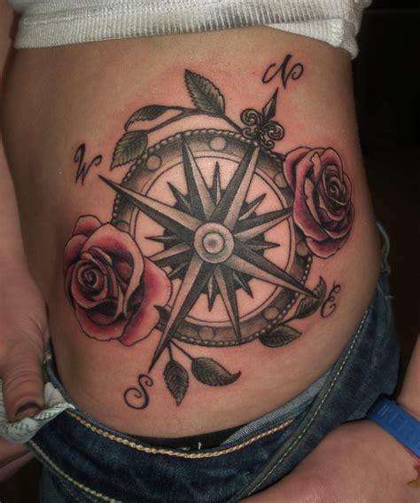 Rosa Dos Ventos Compass Rose Tattoo Compass Tattoo Design Compass