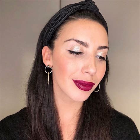 Things To Consider When Wearing A Bold Lip Ashley S Edit