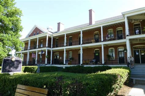 One Of Nebraskas Most Beautiful Hotels Is Hiding Inside A State Park