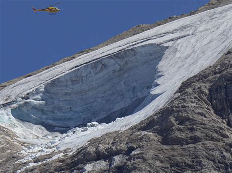 Alpine Avalanche In Italy Leaves 7 Known Dead Npr