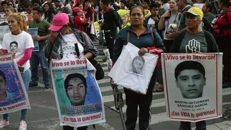 Ahora Se Sabe Que En El Caso Ayotzinapa La Pgr Dejó De Incluir Información Muy Relevante La