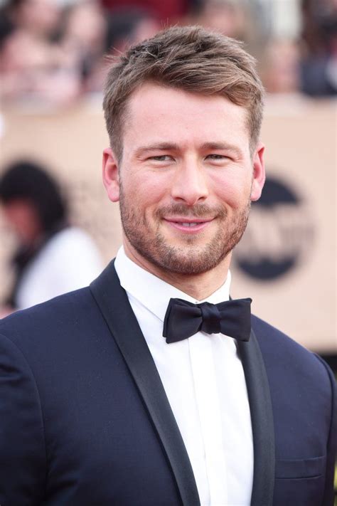 Set Us Up Scroll Through 23 Of Glen Powells Hottest Pictures Glen Powell Glenn Powell Glen