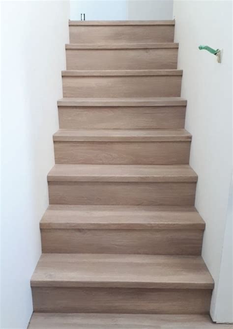 Amazon's choicefor vinyl stair nosing. LVP Custom Stair Nosings in 2020 | Stair nosing, Stairs ...