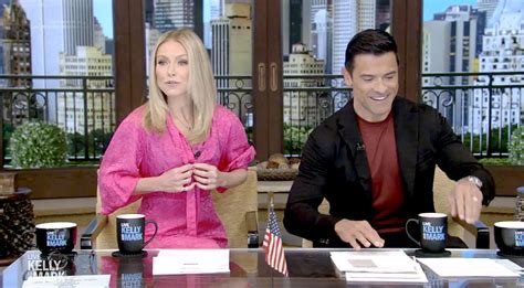 Kelly Ripa Has A ‘wardrobe Emergency On Live Show Details Us Weekly