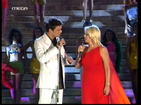 Ricky Martin Maria Donde Estaras In A Greek Island 1997 Youtube