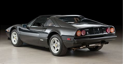 It featured tom selleck playing the role of thomas magnum, a private investigator working security for the hawaiian. 1984 Ferrari 308 GTS Quattrovalvole (With images)
