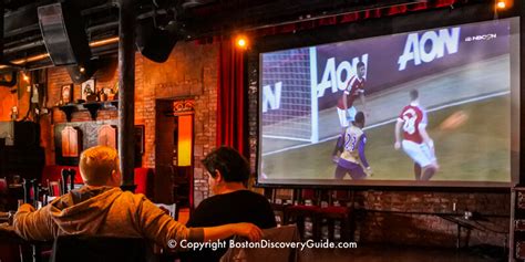 Best Boston Bars Near Fenway Park Red Sox Sports Bars Boston Discovery Guide