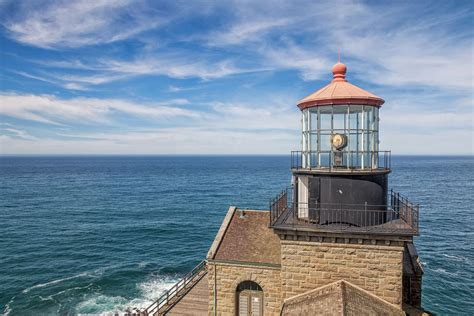 Point Sur Lighthouse: How to See a Scenic Big Sur Sight