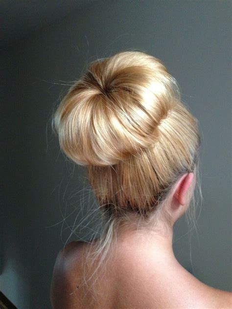 3 Types Of Sock Buns Learn How To Do These Hairstyles Hairdo Hairstyle
