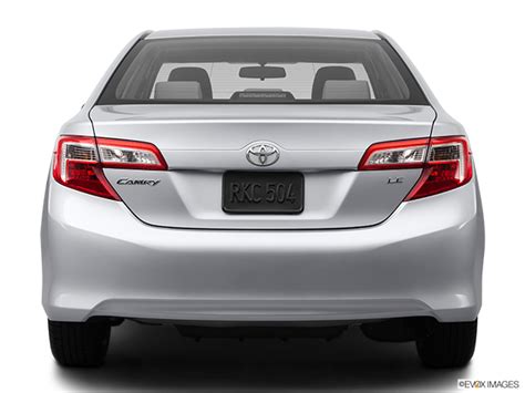 2012 Toyota Camry Le 6at Price Review Photos Canada Driving