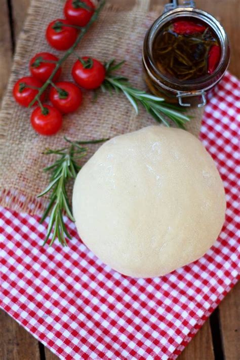 Pâte à pizza magique
