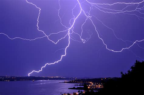 5 Weird Facts About Lightning Weirdnature