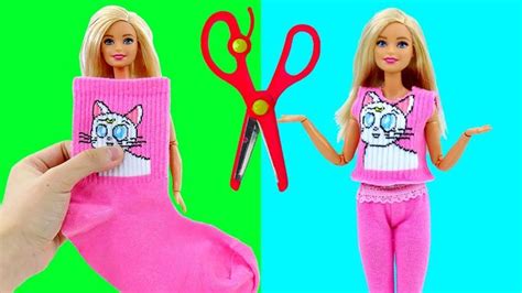 En juegoswapos puedes jugar a los juegos de barbie más divertidos. DIY Ropa para Barbie con Calcetines Viejos en 2020 | Ropa ...