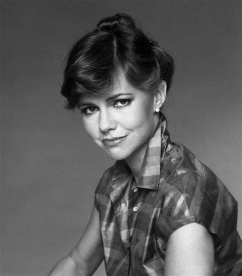 Pin By Druidda On Sally Field Aktorka Usa Sally Field Hollywood Seduce Women