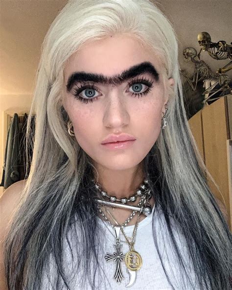 Pin On Its The Eyebrows For Me
