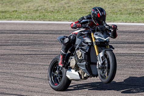 2023 ducati streetfighter v4 sp2 hiconsumption