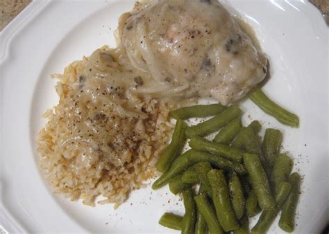 This oven baked chicken and rice recipe has captured the hearts of people all around the world! Dwelling & Telling: Baked Cream of Mushroom Chicken