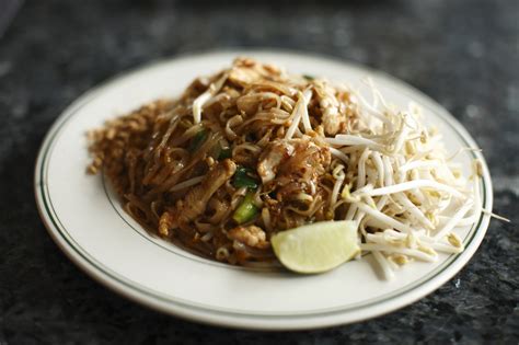 The Short List: Best Spots on the Cape to Get Thai Food