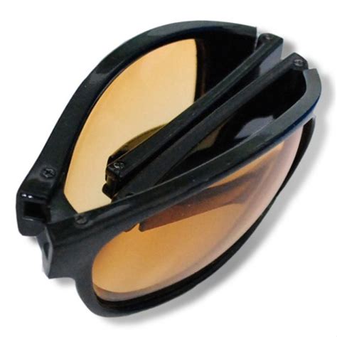 Sisi pada cermin dapat juga dibuat melengkung cermin berbeda dengan lensa. 53+ Kacamata Anti Silau Asli, Inspirasi Untuk Gaya