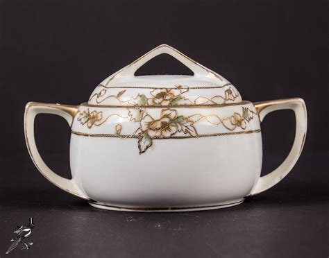 Antique Sugar Bowl And Lid Beautiful Gold Trim Nippon Hand
