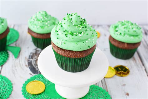 Irish Cream Chocolate Cupcakes Perfect For St Patricks Day