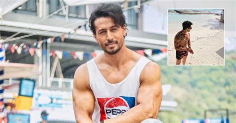 Tiger Shroff Poses Shirtless On The Beach We Re Left Drooling See Pic
