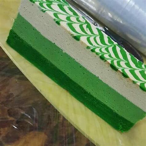 Resepi kek ni sama sahaja dgn yg biasa sy buat, gunakan resepi mak bila beliau membuat kek lapis, cuma kuantitinya diubah suaikan sahaja. RESEPI KEK LAPIS EVERGREEN CHEESE VERSI 2 - KOMPILASI HIMPUNAN RESEPI