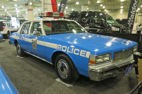 Vintage Nypd Police Cars Of The 2016 New York Auto Show Police Cars