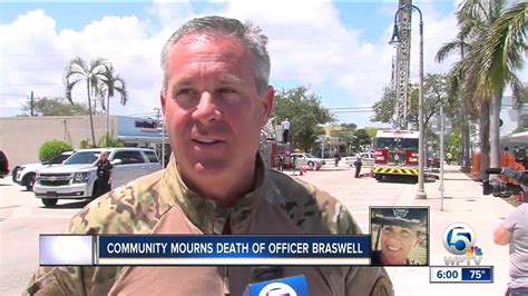 Community mourns death of Officer Braswell - YouTube