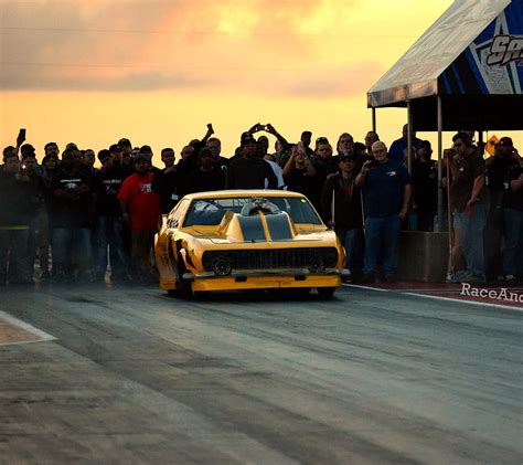 Sunset On Racecar Drag Car Fast Cars Race And Roll Foto Street