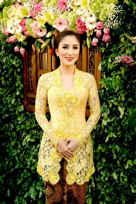 lampung and javanese engagement reception the bride dept kebaya lace batik kebaya batik dress