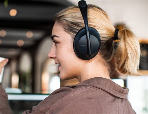 Bose Noise Cancelling Headphones 700 Offer Integrated Augmented Reality Technology