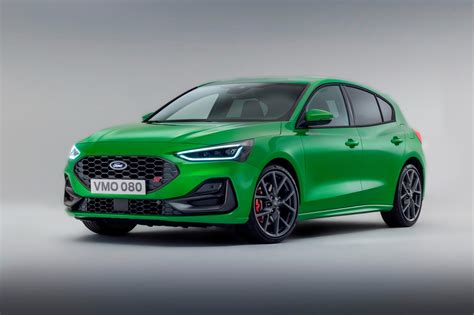 2022 Ford Focus St Arrives To Tease Americans Carbuzz