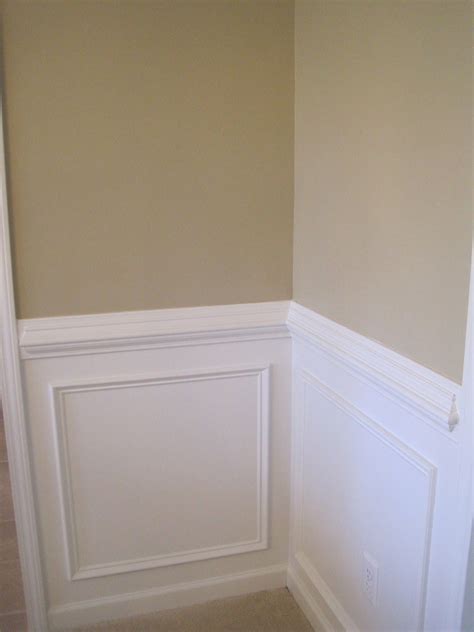 Chair rail and wainscoting are a type of molding commonly used in formal areas such as living and dining rooms to protect the walls from possible damages such as scrapping. More Molding | Dining room chair rail, Dining room paint ...