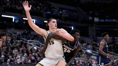 Former Purdue Star Zach Edey Has Rolled His Ankle.
