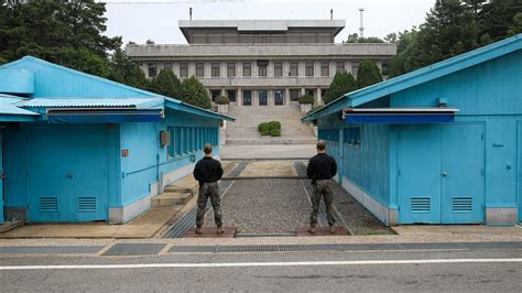 Us Soldier Ditched A Flight Home Crossed Dmz To North Korea