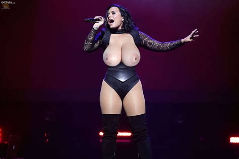 Demi Lovato On The Sex 46 Pics Xhamster