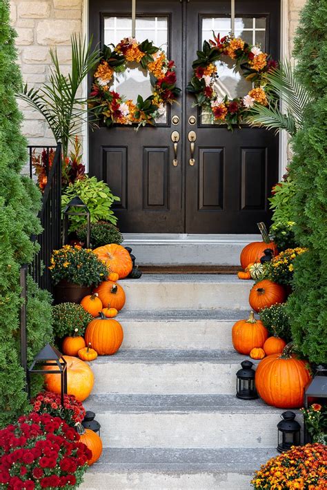 50 Best Fall Porch Décor Ideas Pretty Autumn Front Decorations 2022