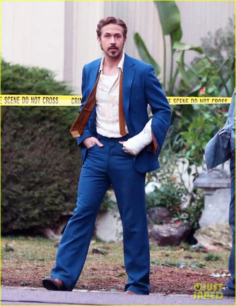 Ryan Gosling Looks Messy But Hot On The Nice Guys Set Photo 3292380 Russell Crowe Ryan
