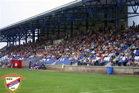 Jego pierwowzorem jest obiekt w niecieczy, co przyspieszyło prace projektowe i ma. Stadion Unii Janikowo - Stadiony.net