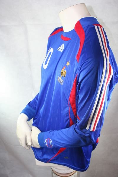 Neuste anzeigen älteste anzeigen preis aufsteigend preis absteigend relevanz. Adidas Frankreich Trikot 10 Zinedine Zidane WM 2006 ...